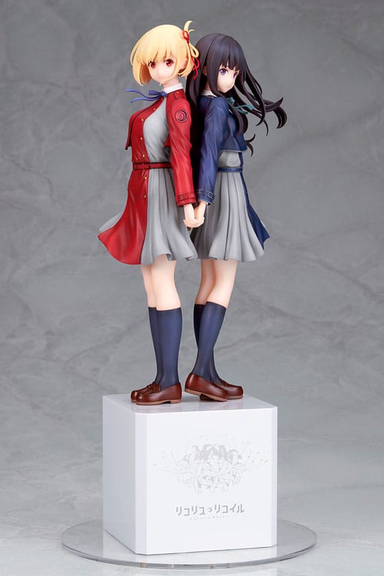 Lycoris Recoil - Chisato Nishikigi & Takina Inoue - PVC Statue 1/8 (30 cm)