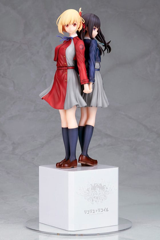 Lycoris Recoil - Chisato Nishikigi & Takina Inoue - PVC Statue 1/8 (30 cm)