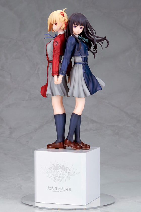 Lycoris Recoil - Chisato Nishikigi & Takina Inoue - PVC Statue 1/8 (30 cm)
