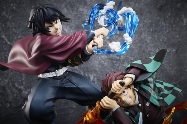 Demon Slayer: Kimetsu no Yaiba - Tanjiro Kamado & Giyu Tomioka & Akaza - PVC Figur (13 cm)