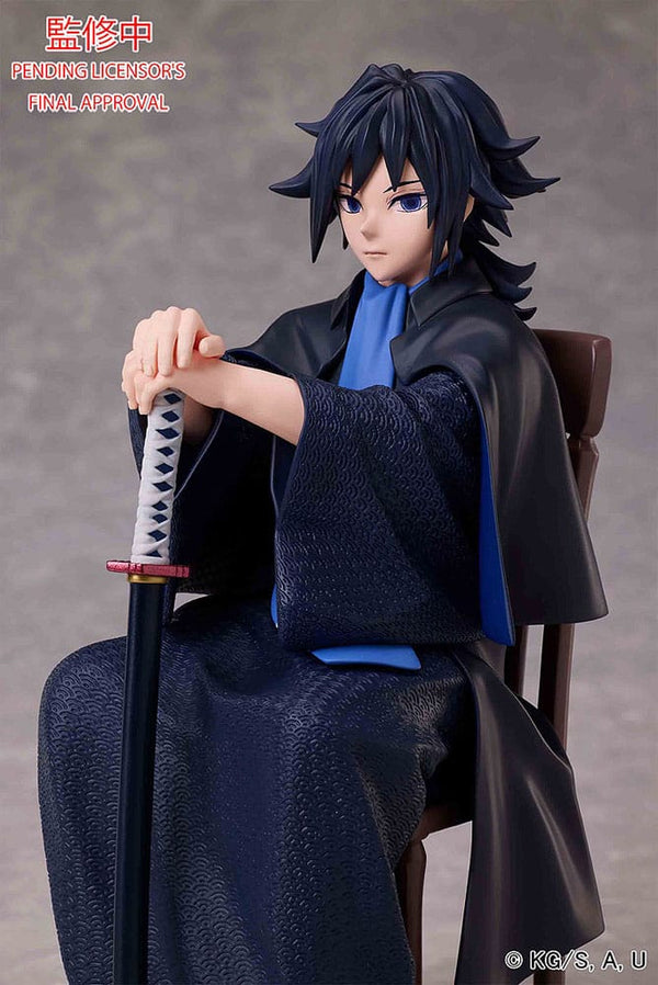 Demon Slayer: Kimetsu no Yaiba - Giyu Tomioka - Statue (16 cm)