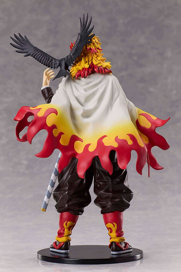 Demon Slayer: Kimetsu no Yaiba - Kyojuro Rengoku: Flame Hashira - Statue (20 cm)