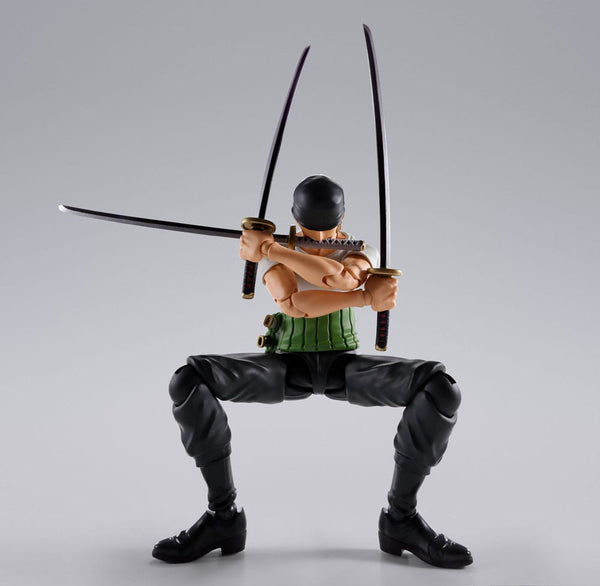 One Piece - Roronoa Zoro: Romance Dawn Ver. - S.H.Figuarts Action Figur (15 cm)