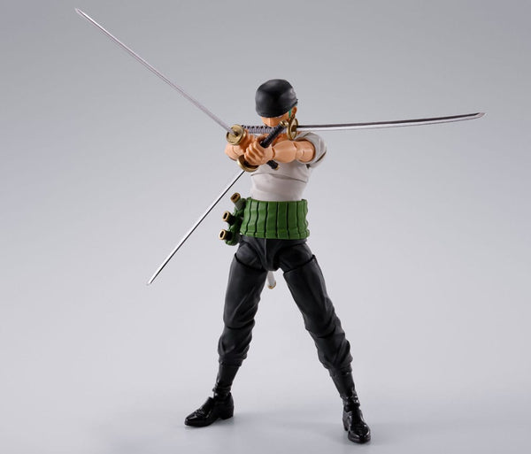One Piece - Roronoa Zoro: Romance Dawn Ver. - S.H.Figuarts Action Figur (15 cm)