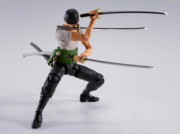 One Piece - Roronoa Zoro: Romance Dawn Ver. - S.H.Figuarts Action Figur (15 cm)