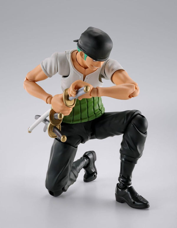 One Piece - Roronoa Zoro: Romance Dawn Ver. - S.H.Figuarts Action Figur (15 cm)