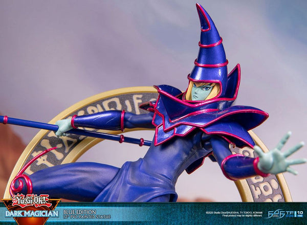 Yu-Gi-Oh! - Dark Magician: Blue Version - PVC Statue (29 cm)