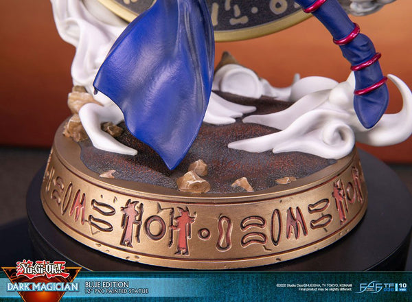 Yu-Gi-Oh! - Dark Magician: Blue Version - PVC Statue (29 cm)
