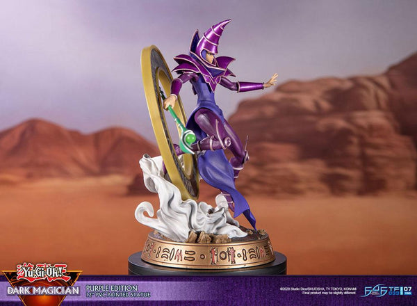 Yu-Gi-Oh! - Dark Magician: Purple Version - PVC Statue (29 cm)