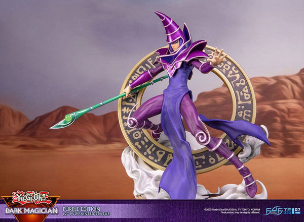 Yu-Gi-Oh! - Dark Magician: Purple Version - PVC Statue (29 cm)