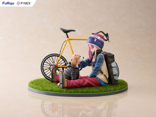 Laid Back Camp - Nadeshiko Kagamihara - F:NEX PVC Statue 1/7 (13 cm)