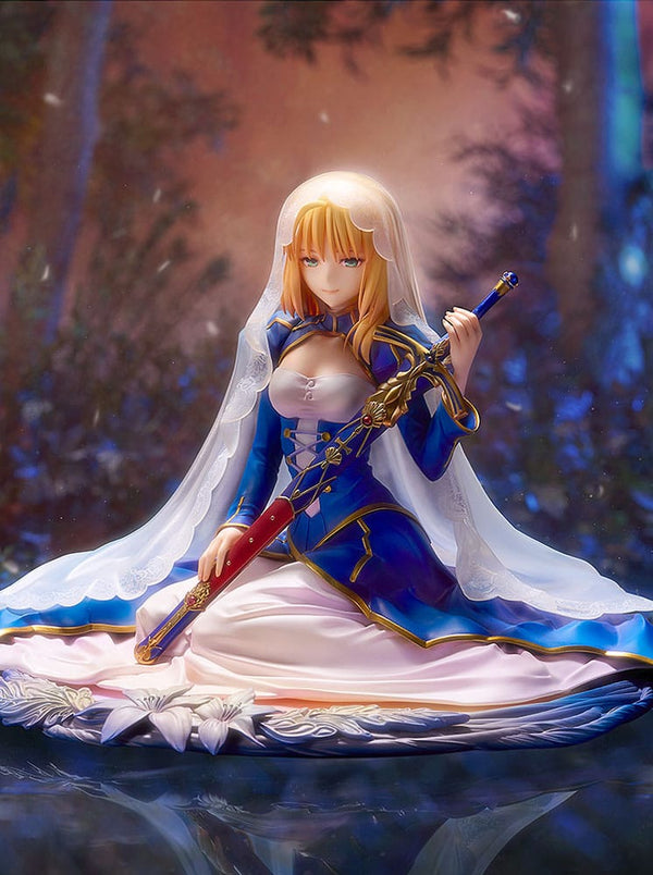 Fate/Grand Order - Saber: Garden of Avalon Ver. - PVC Statue 1/7 (14 cm)