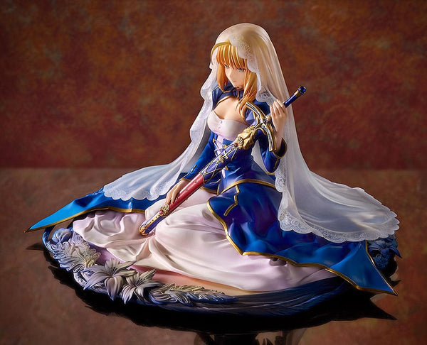 Fate/Grand Order - Saber: Garden of Avalon Ver. - PVC Statue 1/7 (14 cm)