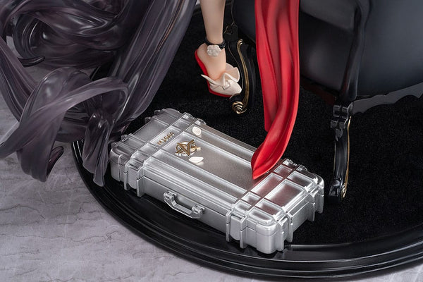 Knives Out - Diane: Banquet Dance Ver. - PVC Statue 1/7 (29 cm)