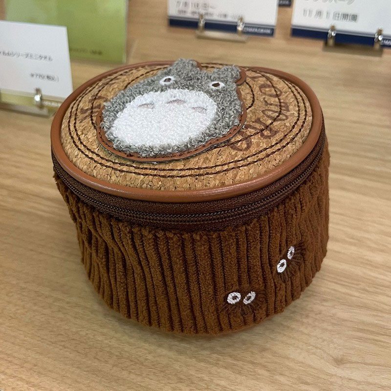 My Neighbor Totoro - Kurosuke: Round Log Ver. - Møntpung / Pung (10 x 10 x 6 cm)