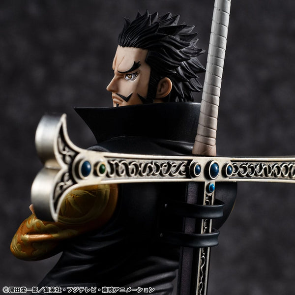 One Piece - Hawk Eye Dracule Mihawk: R Ver. - P.O.P SA-MAXIMUM PVC Statue (29 cm)
