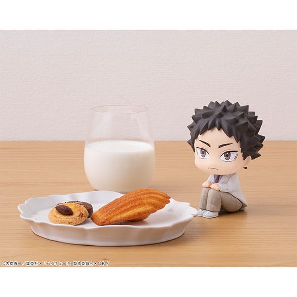 Haikyu!! - Hajime Iwaizumi - Look Up PVC Statue (11 cm)