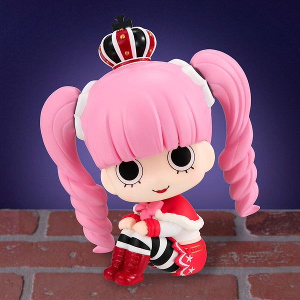 One Piece - Perona - Look Up PVC Statue (11 cm)