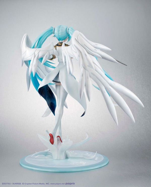 Mobile Suit Gundam x Hatsune Miku - Hatsune Miku: EW 45th Anniversary Ver. - Lucrea PVC Statue (27 cm)