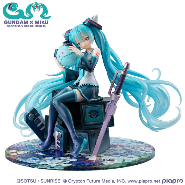 Mobile Suit Gundam x Hatsune Miku - Hatsune Miku: 45th Anniversary Ver. - Lucrea PVC Statue (17 cm)