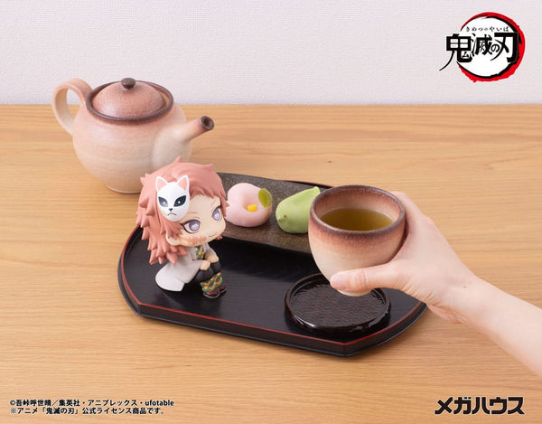 Demon Slayer: Kimetsu no Yaiba - Sabito - Look Up PVC Statue (11 cm)