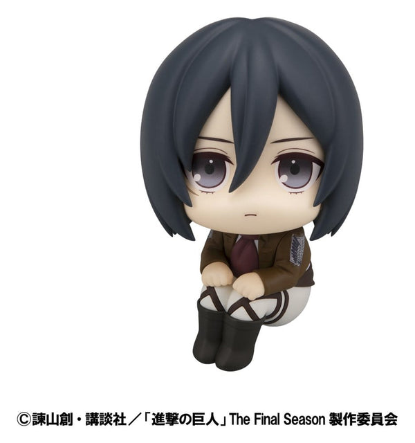 Attack on Titan - Levi: Cleaning up Ver. & Mikasa Ackerman (med gave) - Look Up PVC Statues (11 cm)