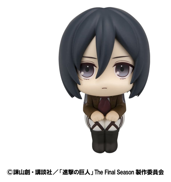 Attack on Titan - Levi: Cleaning up Ver. & Mikasa Ackerman (med gave) - Look Up PVC Statues (11 cm)