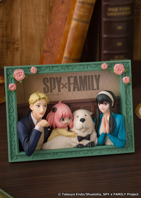 Spy x Family - The Forgers - PVC Statue (13 cm)