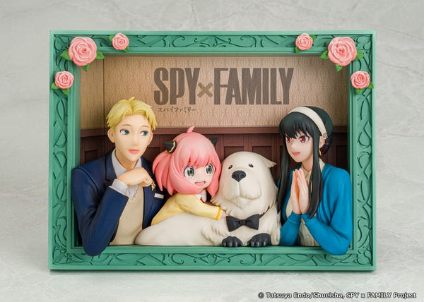 Spy x Family - The Forgers - PVC Statue (13 cm)