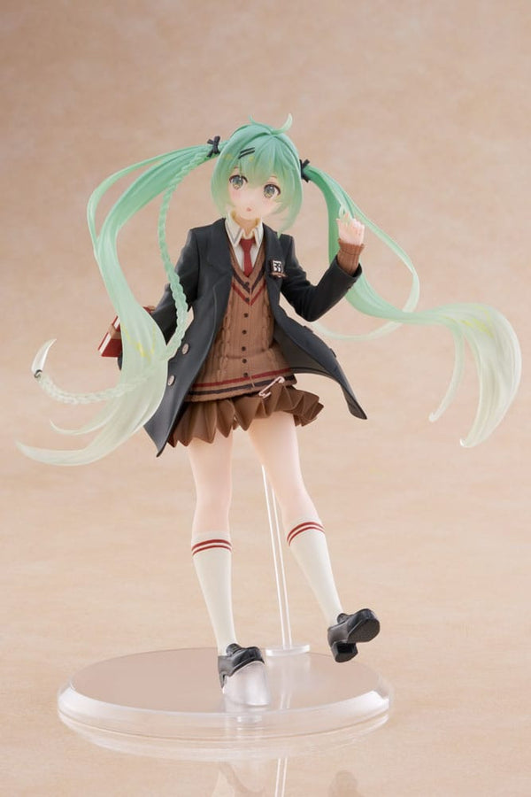 Vocaloid - Hatsune Miku: Fashion Preppy Ver. - PVC Statue (18 cm)