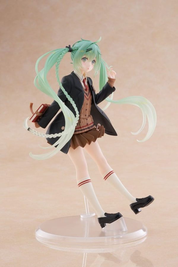 Vocaloid - Hatsune Miku: Fashion Preppy Ver. - PVC Statue (18 cm)