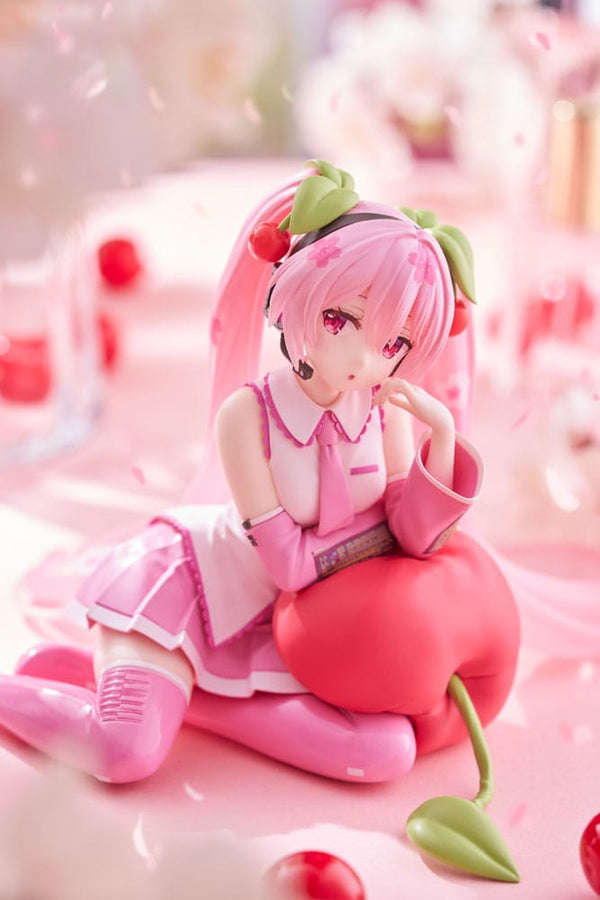 Vocaloid - Hatsune Miku: Cherry Cushion Ver. - PVC Statue (13 cm)
