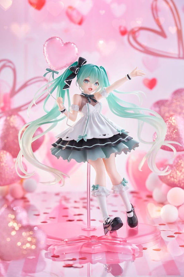 Vocaloid - Hatsune Miku: Birthday 2025 Party Ver. - AMP+ PVC Statue (21 cm)