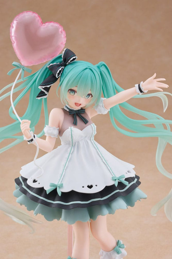Vocaloid - Hatsune Miku: Birthday 2025 Party Ver. - AMP+ PVC Statue (21 cm)