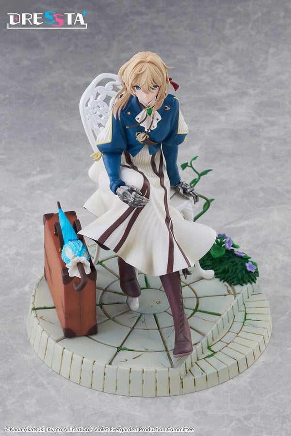 Violet Evergarden - Violet Evergarden: Dressta Ver. - PVC Figur (17 cm)