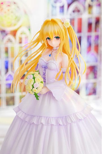 To LOVEru Darkness - Golden Darkness: Wedding Dress ver. - 1/7 PVC figur