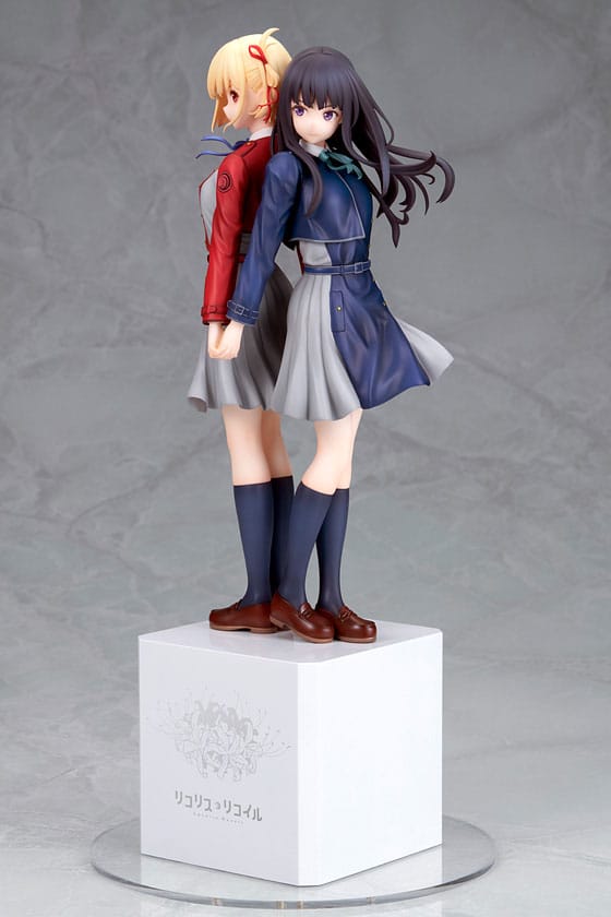 Lycoris Recoil - Chisato Nishikigi & Takina Inoue - PVC Statue 1/8 (30 cm)