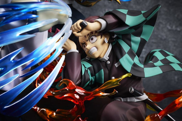 Demon Slayer: Kimetsu no Yaiba - Tanjiro Kamado & Giyu Tomioka & Akaza - PVC Figur (13 cm)