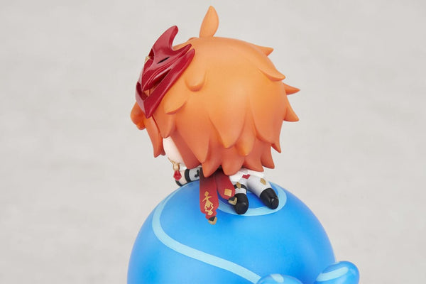 Genshin Impact - Tartaglia - Chibi Chara Yurayura Stand PVC Statue (11 cm)