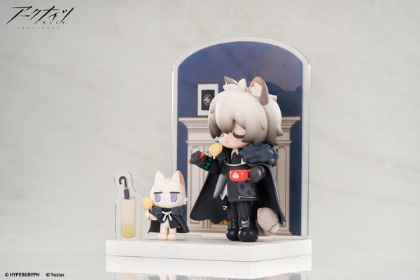 Arknights - SilverAsh: Would You Like A Dessert? Ver. - PVC Statue (10 cm)