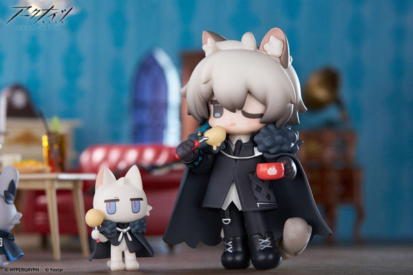 Arknights - SilverAsh: Would You Like A Dessert? Ver. - PVC Statue (10 cm)