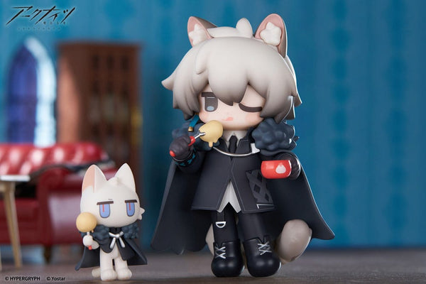 Arknights - SilverAsh: Would You Like A Dessert? Ver. - PVC Statue (10 cm)