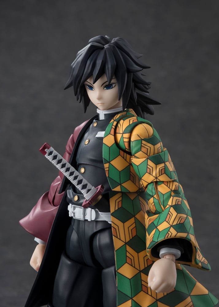 Demon Slayer: Kimetsu no Yaiba - Giyu Tomioka - S.H. Figuarts Action Figur (15 cm)