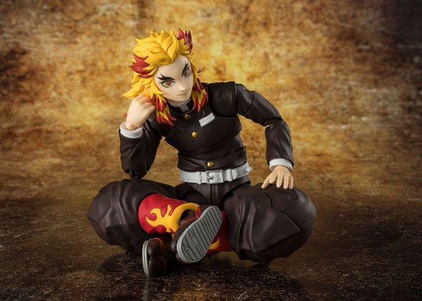 Demon Slayer: Kimetsu no Yaiba - Kyojuro Rengoku - S.H.Figuarts Action Figur (15 cm)