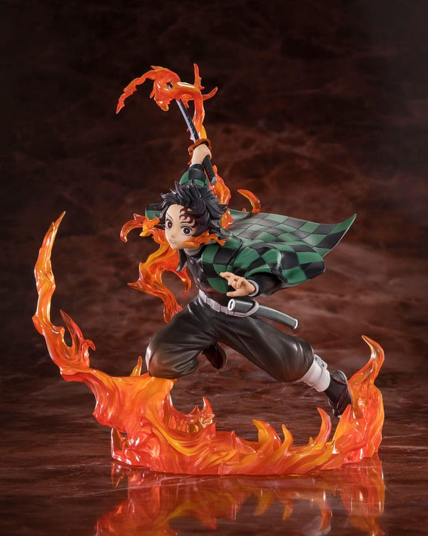 Demon Slayer: Kimetsu no Yaiba - Kamado Tanjiro: Kyojuro Rengoku's Sword Guard Ver. - FiguartsZERO PVC Statue (19 cm)