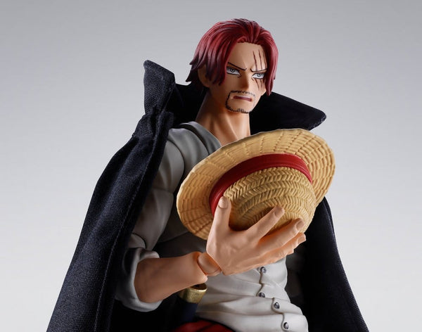 One Piece - Shanks: Marineford Ver. - S.H.Figuarts Action Figur (17 cm)