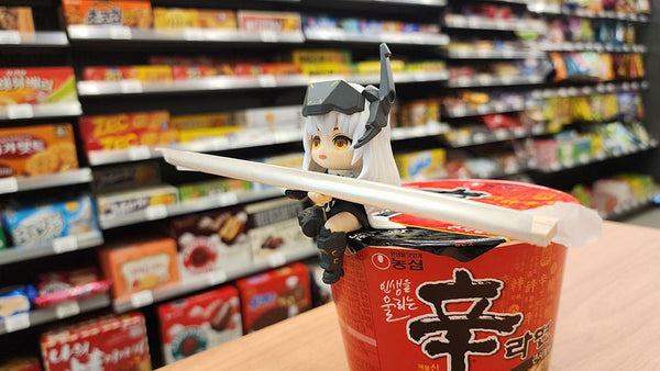 Goddess of Victory: Nikke - Snow White: Cup Noodle Holder ver. - PVC Figur