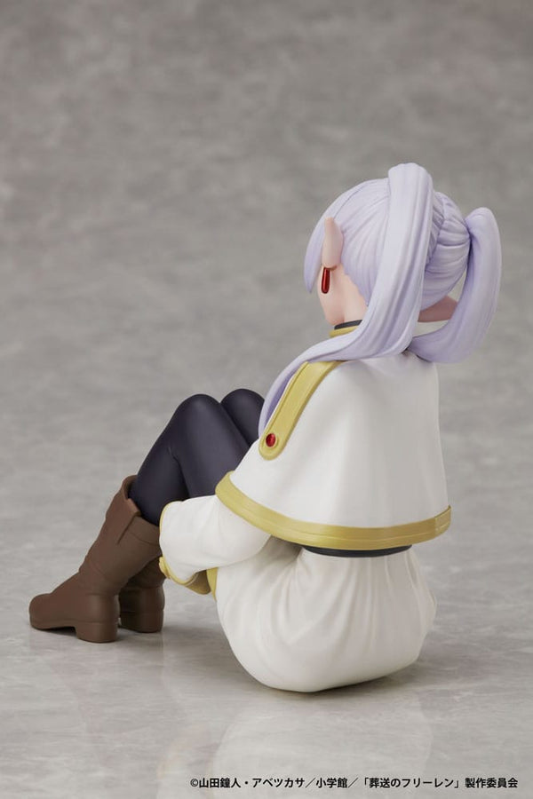 Frieren: Beyond Journey's End - Frieren: sitting - 1/7 PVC figur