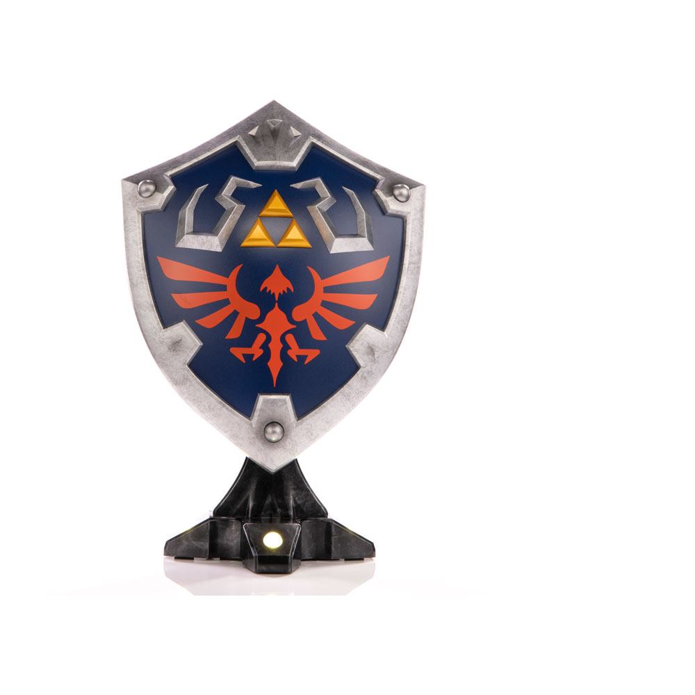 The Legend of Zelda: Breath of the Wild - Hylian Shield: Collector's Edition Ver. - PVC Statue (29 cm)