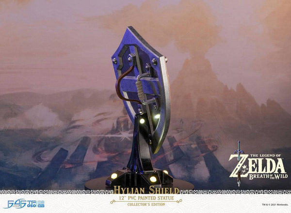 The Legend of Zelda: Breath of the Wild - Hylian Shield: Collector's Edition Ver. - PVC Statue (29 cm)
